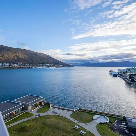 Floor I Sea View I Tromsø